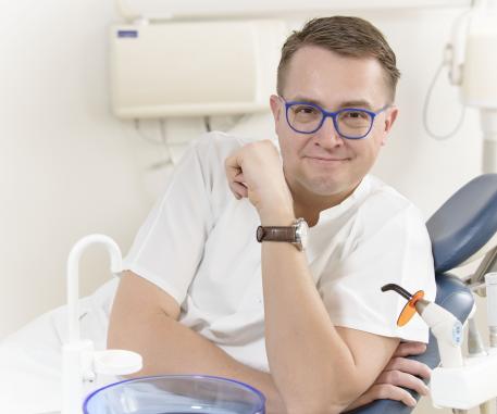 Ústní voda a zubní pasta: Děláme to po čištění zubů správně?