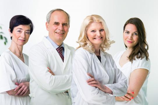 NÁŠ TÝM: Plastická chirurgie