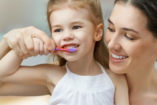 Jak by mělo vypadat správné čištění zubů