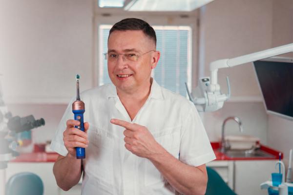 Budoucnost dentální péče míří do Prahy. Dyson představí CameraJet na světovém kongresu FDI