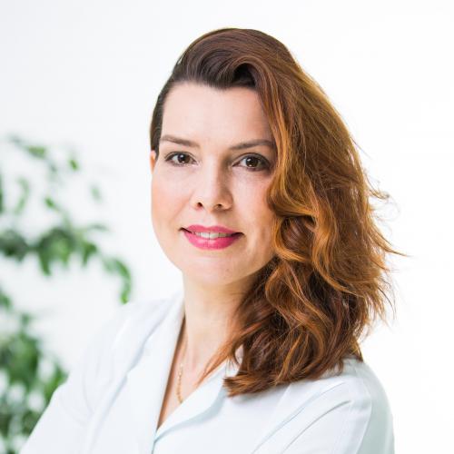  Kateřina Klauzová MD, MBA